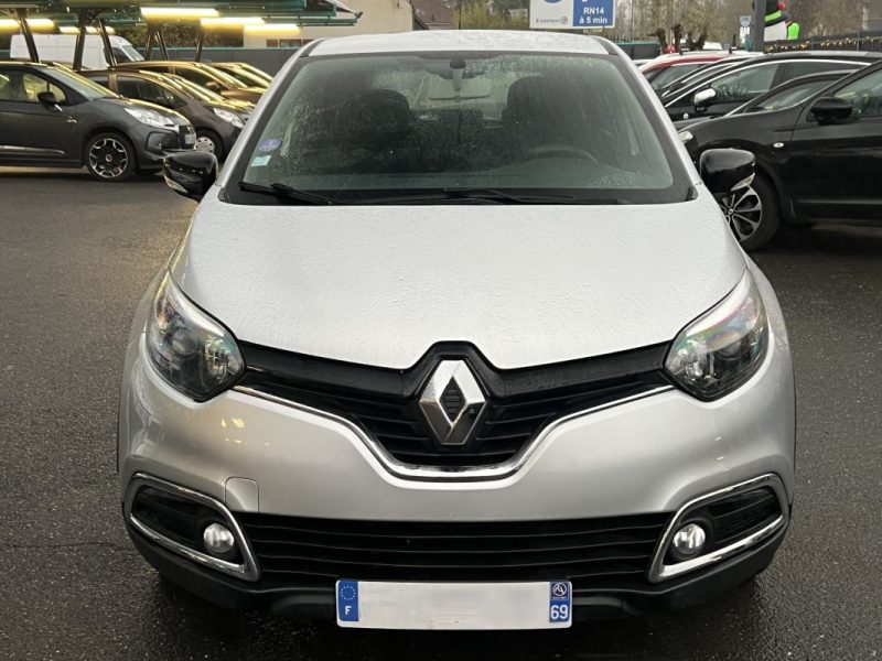 RENAULT CAPTUR 0.9 TCE 90 Cv 1ERE MAIN GPS TOMTOM CRIT AIR 1 - GARANTIE 1 AN