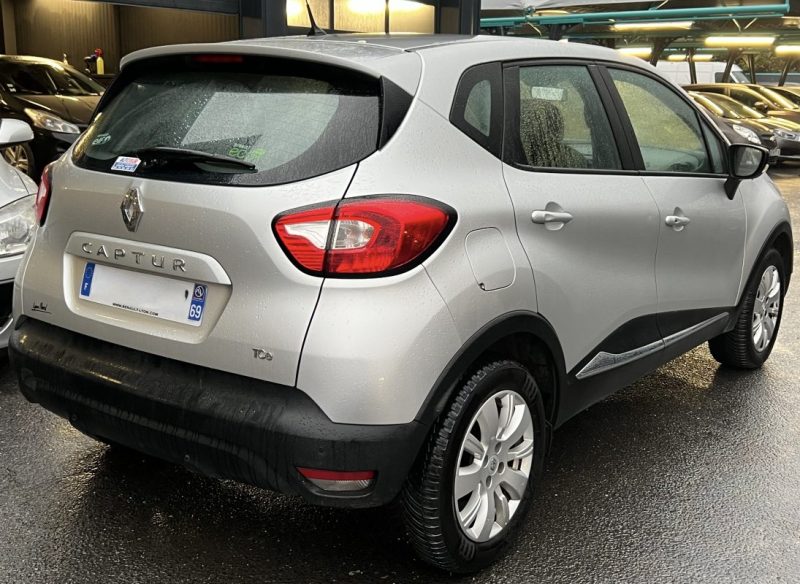 RENAULT CAPTUR 0.9 TCE 90 Cv 1ERE MAIN GPS TOMTOM CRIT AIR 1 - GARANTIE 1 AN