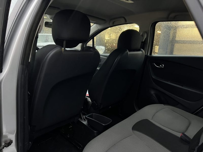 RENAULT CAPTUR 0.9 TCE 90 Cv 1ERE MAIN GPS TOMTOM CRIT AIR 1 - GARANTIE 1 AN