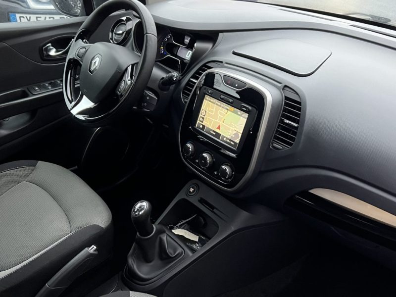 RENAULT CAPTUR 0.9 TCE 90 Cv 1ERE MAIN GPS TOMTOM CRIT AIR 1 - GARANTIE 1 AN