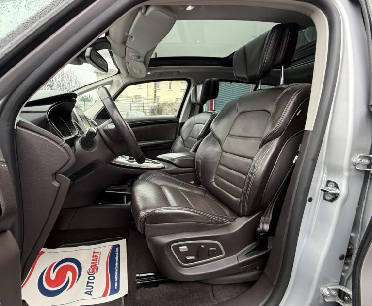 Renault Espace dCi 160 Energy Twin Turbo Initiale Paris EDC 