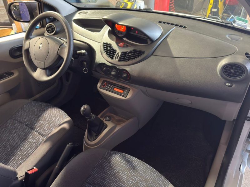 RENAULT TWINGO II 1.2 75 AUTHENTIQUE 22.500KM BVM