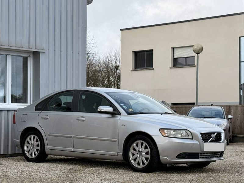 VOLVO S40 1.6D 110CV KINETIC 2009 221 000KM 