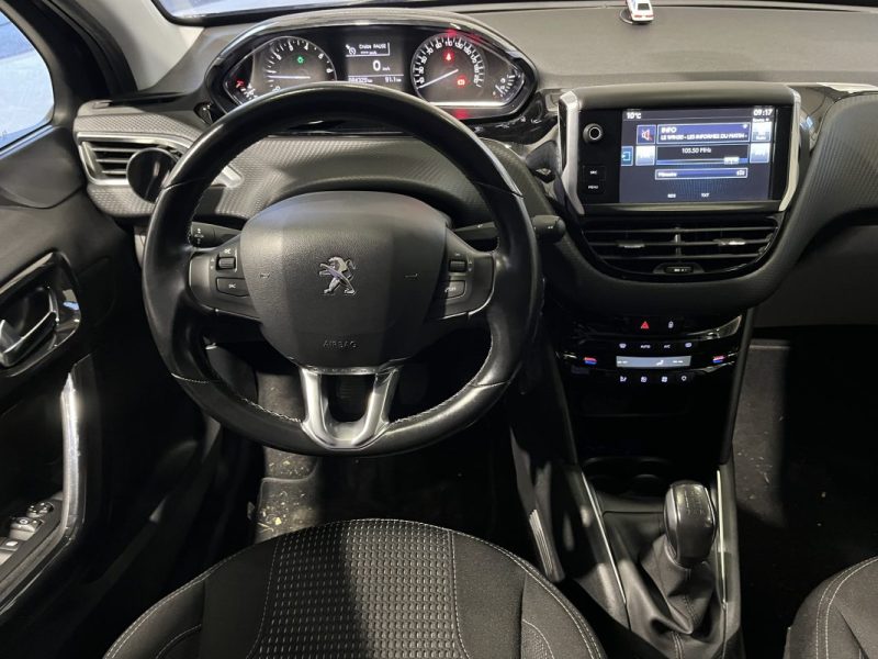 PEUGEOT 208 1.2 PURETECH 110CH ALLURE RADAR DE RECUL