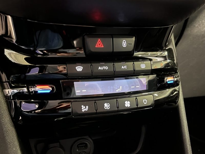 PEUGEOT 208 1.2 PURETECH 110CH ALLURE RADAR DE RECUL