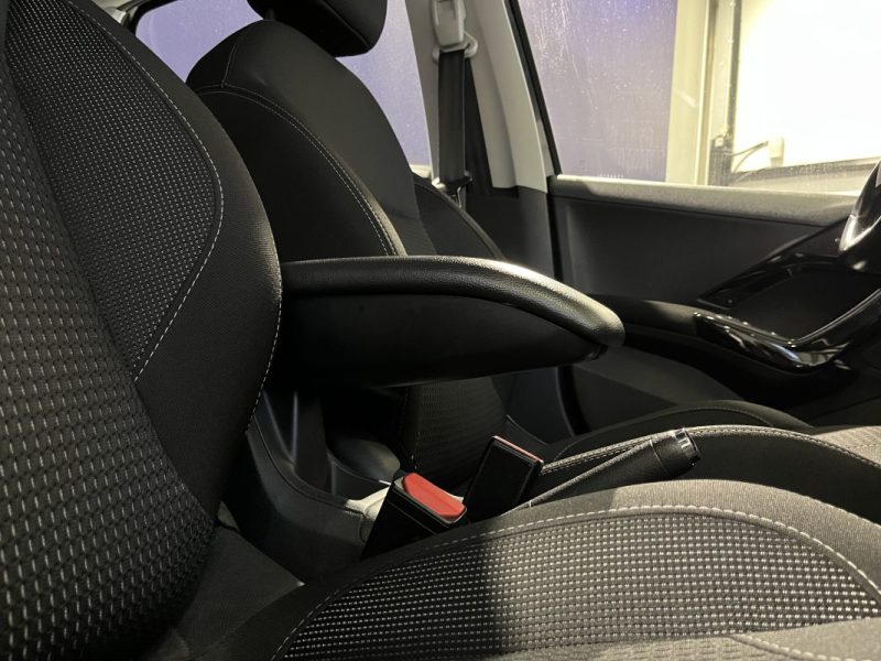 PEUGEOT 208 1.2 PURETECH 110CH ALLURE RADAR DE RECUL