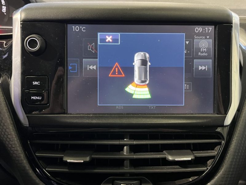 PEUGEOT 208 1.2 PURETECH 110CH ALLURE RADAR DE RECUL