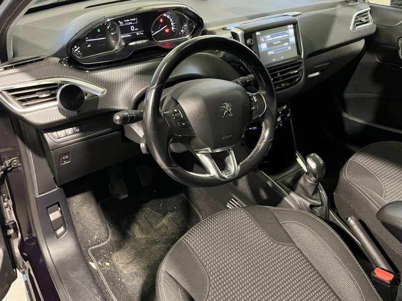 PEUGEOT 208 1.2 PURETECH 110CH ALLURE RADAR DE RECUL