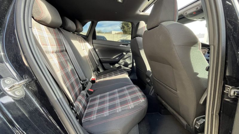 VOLKSWAGEN POLO VI 2.0 TSI 200 GTI DSG 