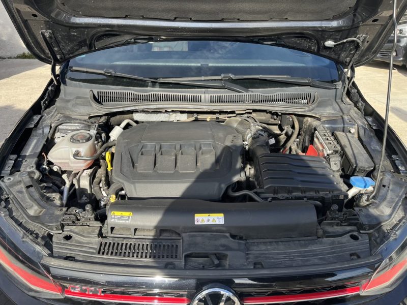 VOLKSWAGEN POLO VI 2.0 TSI 200 GTI DSG 
