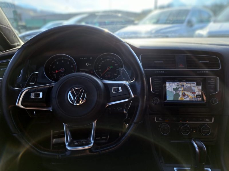 VOLKSWAGEN GOLF VII 2.0 TSI 220CH GTI DSG6 SIÈGES CHAUFFANTS GPS 