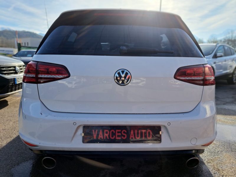 VOLKSWAGEN GOLF VII 2.0 TSI 220CH GTI DSG6 SIÈGES CHAUFFANTS GPS 