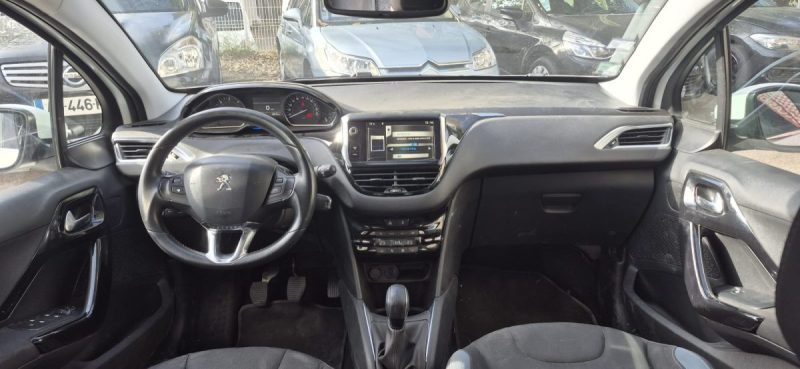 Peugeot 208 1.4 HDi 70ch Allure, *Clim auto*, *GPS*, *Idéale jeune conducteur*