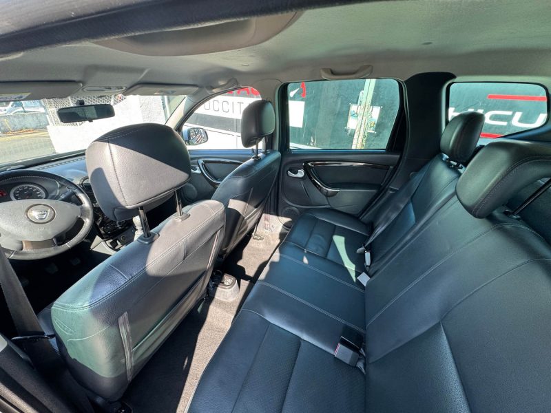 DACIA DUSTER 1.5 DCI 110CH FAP LAURÉATE 4X4 2010