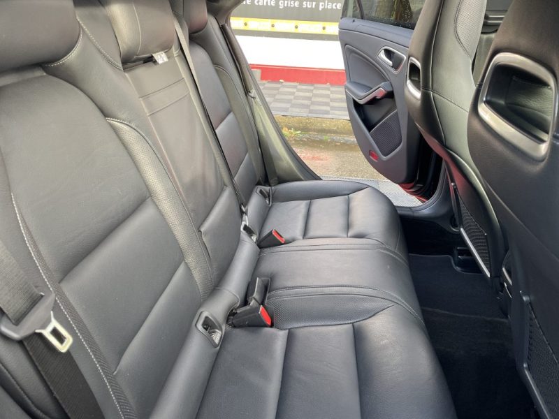 MERCEDES CLA 200 CDI  7G-DCT  136 CV   GARANTIE  3/12 MOIS 2015