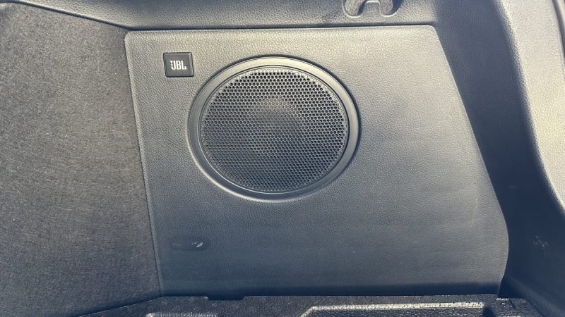 TOYOTA C-HR 122H DYNAMIC 2WD E-CVT 2019