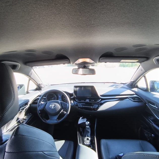 TOYOTA C-HR 122H DYNAMIC 2WD E-CVT 2019