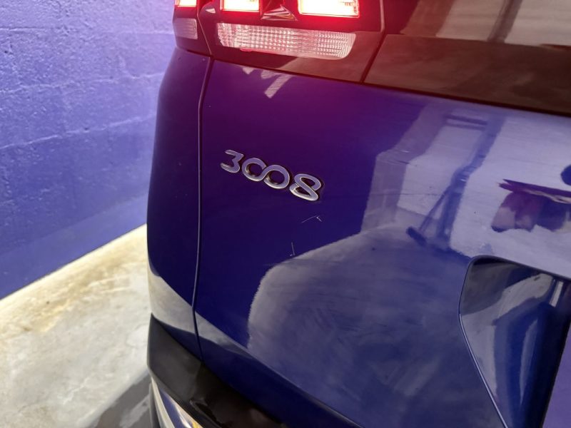 PEUGEOT 3008 1.5 BlueHDI 130 ALLURE BVM 6 / KIT DISTRIBUTION NEUF 