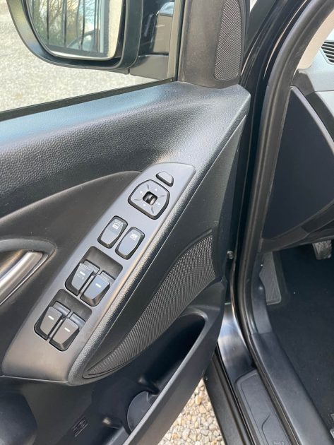 ⭐🚙Hyundai IX35 1.7 CRDi 115ch Inventive Blue Drive – Belle Opportunité