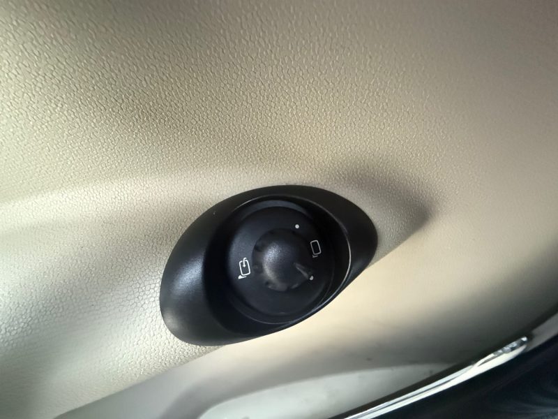 MINI COUNTRYMAN MINI 2 COUNTRYMAN COOPER SD R60 2.0D 143CV - 16V TOIT OUVRANT 2012