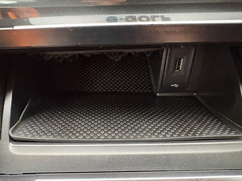 VOLKSWAGEN E-GOLF 136CH 2020 - 📱CARPLAY - ✅Reprise possible - ✅Garantie