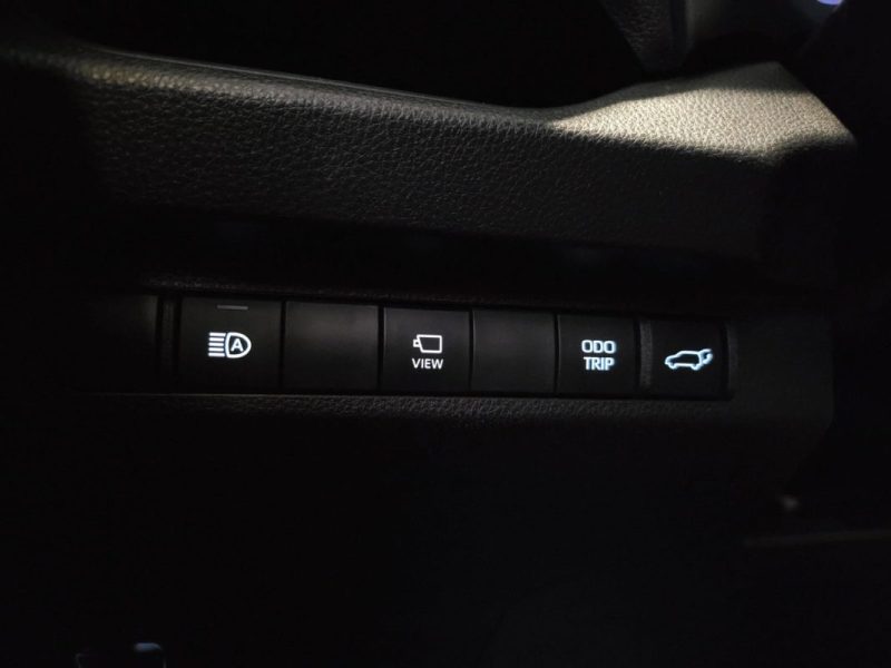 TOYOTA RAV4 TOYOTA RAV4 2,5 HYBRIDE AWD 222CV TRAIL / 1ERE MAIN / SIEGES ELECTRIQUES / CARPLAY / CAMERA DE RECUL 2023