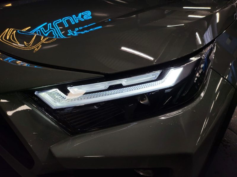 TOYOTA RAV4 TOYOTA RAV4 2,5 HYBRIDE AWD 222CV TRAIL / 1ERE MAIN / SIEGES ELECTRIQUES / CARPLAY / CAMERA DE RECUL 2023