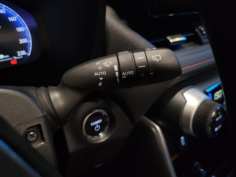 TOYOTA RAV4 TOYOTA RAV4 2,5 HYBRIDE AWD 222CV TRAIL / 1ERE MAIN / SIEGES ELECTRIQUES / CARPLAY / CAMERA DE RECUL 2023