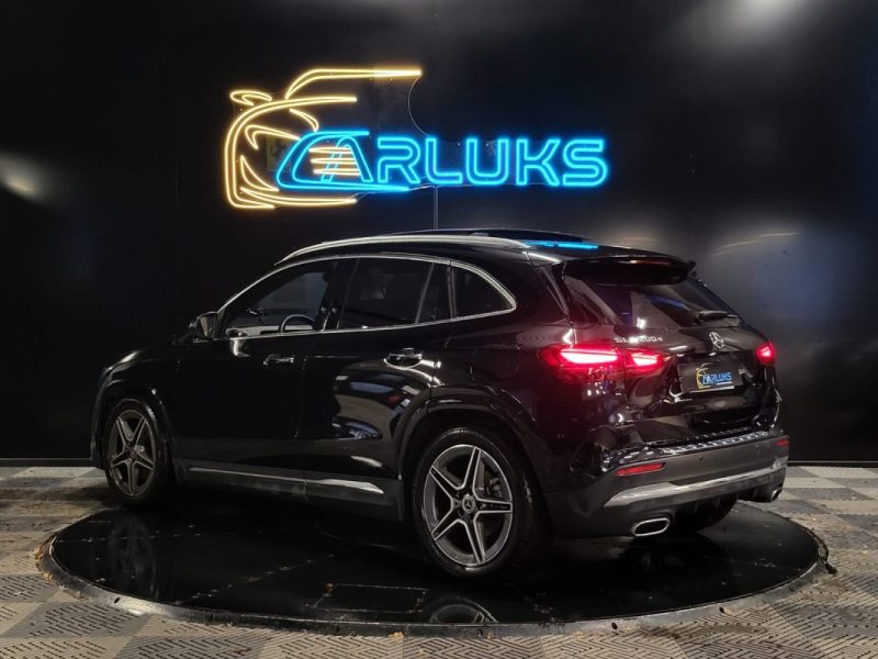MERCEDES CLASSE GLA 200d 150ch AMG Line PACK PREMIUM / TOIT OUVRANT / ANGLES MORTS / 1ER MAIN