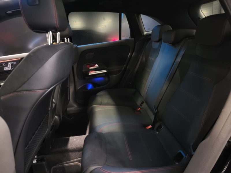 MERCEDES CLASSE GLA 200d 150ch AMG Line PACK PREMIUM / TOIT OUVRANT / ANGLES MORTS / 1ER MAIN