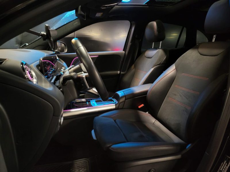 MERCEDES CLASSE GLA 200d 150ch AMG Line PACK PREMIUM / TOIT OUVRANT / ANGLES MORTS / 1ER MAIN