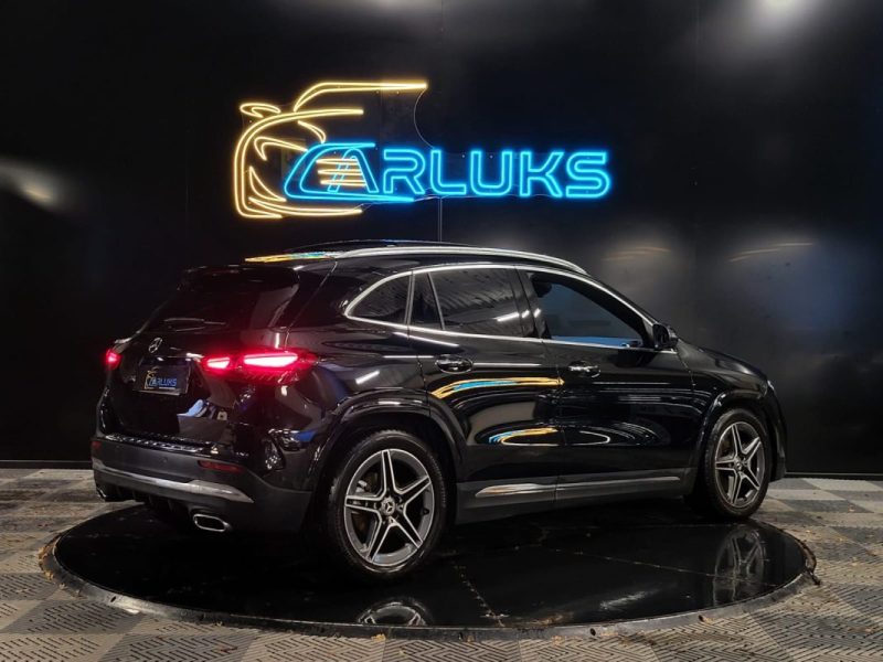 MERCEDES CLASSE GLA 200d 150ch AMG Line PACK PREMIUM / TOIT OUVRANT / ANGLES MORTS / 1ER MAIN