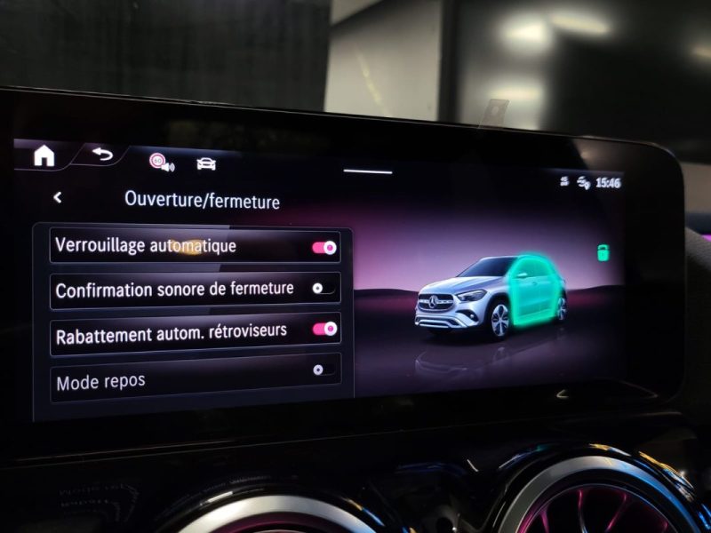 MERCEDES CLASSE GLA 200d 150ch AMG Line PACK PREMIUM / TOIT OUVRANT / ANGLES MORTS / 1ER MAIN