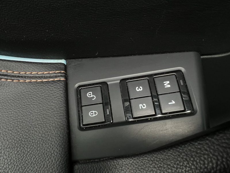 JAGUAR F-PACE 20D 180 PRESTIGE AWD*VIRTUAL*MERIDIAN*CAMERA*