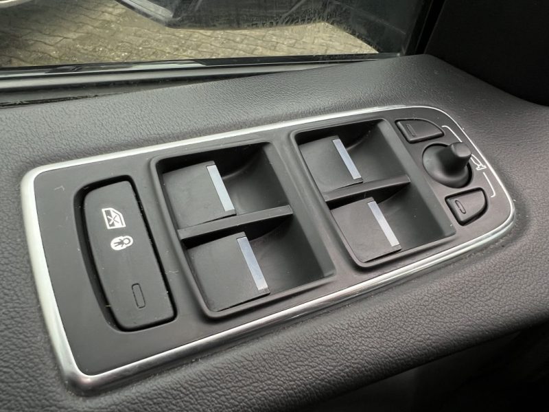 JAGUAR F-PACE 20D 180 PRESTIGE AWD*VIRTUAL*MERIDIAN*CAMERA*