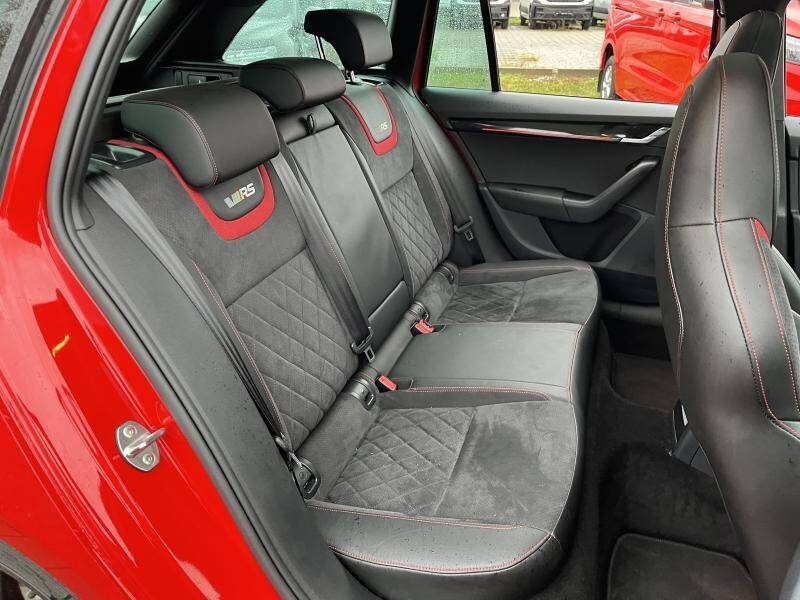 SKODA OCTAVIA COMBI 2.0 TSI 245 RS*ACC*PANO*19P*BACK LINE* 2018