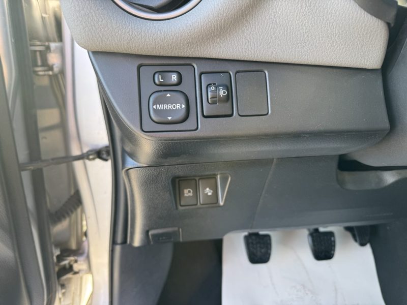 TOYOTA YARIS 100 VVT-I DYNAMIC