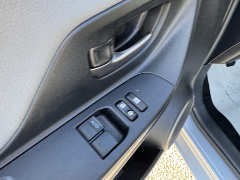 TOYOTA YARIS 100 VVT-I DYNAMIC