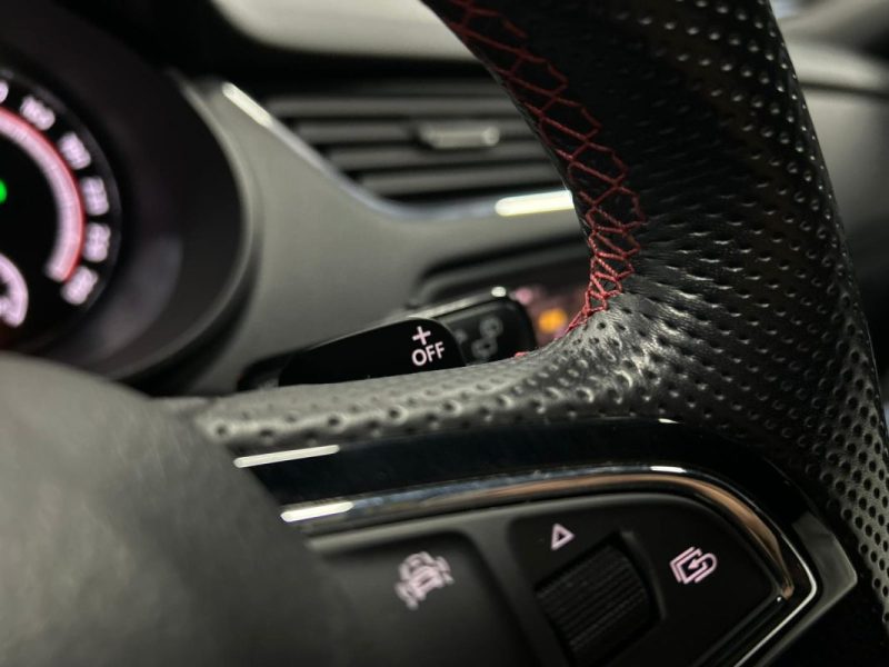 SKODA  OCTAVIA COMBI RS 2018 2.0 TDI 184 DSG*PANO*CAMERA*ACC*