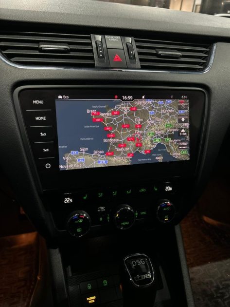 SKODA  OCTAVIA COMBI RS 2018 2.0 TDI 184 DSG*PANO*CAMERA*ACC*