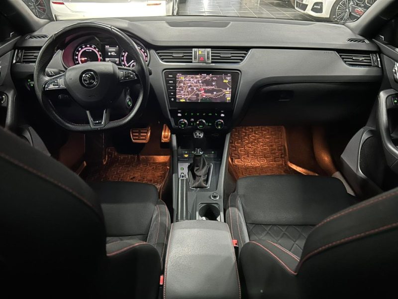 SKODA  OCTAVIA COMBI RS 2018 2.0 TDI 184 DSG*PANO*CAMERA*ACC*