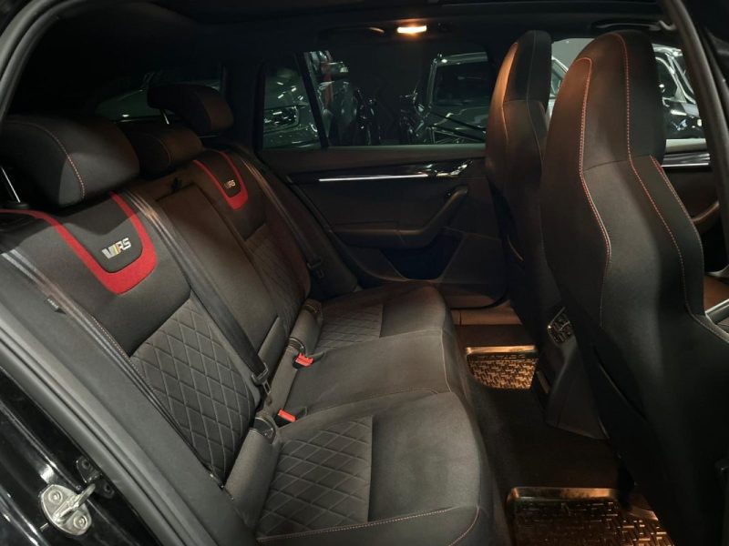 SKODA  OCTAVIA COMBI RS 2018 2.0 TDI 184 DSG*PANO*CAMERA*ACC*