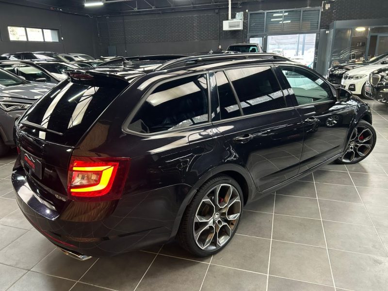 SKODA  OCTAVIA COMBI RS 2018 2.0 TDI 184 DSG*PANO*CAMERA*ACC*