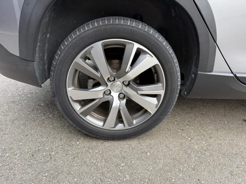 PEUGEOT 2008 1.5 BLUE HDI 100CH ALLURE 