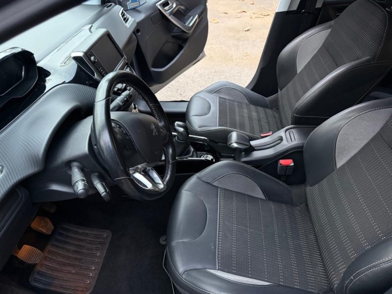 PEUGEOT 2008 1.5 BLUE HDI 100CH ALLURE 