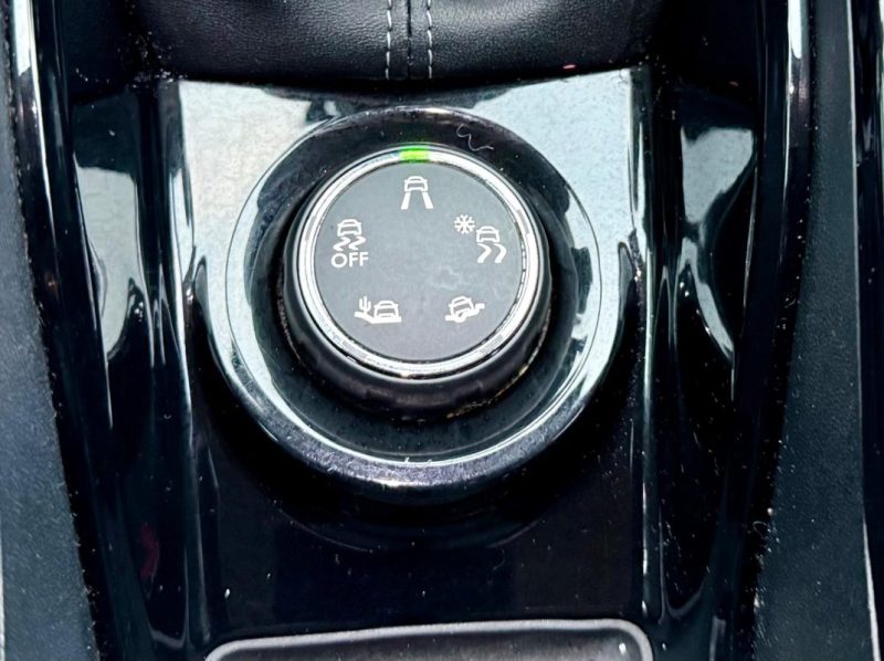 PEUGEOT 2008 1.5 BLUE HDI 100CH ALLURE 