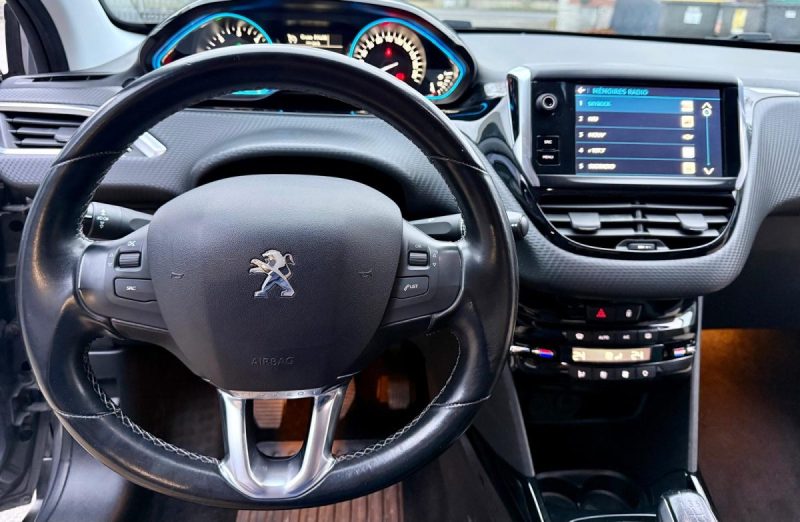 PEUGEOT 2008 1.5 BLUE HDI 100CH ALLURE 