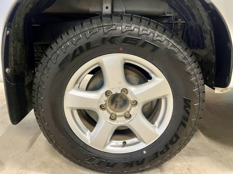 ISUZU D-max II  Double Cab 2.5 163ch 4x4 Solar 5 places BVA GARANTIE 6 MOIS 2015