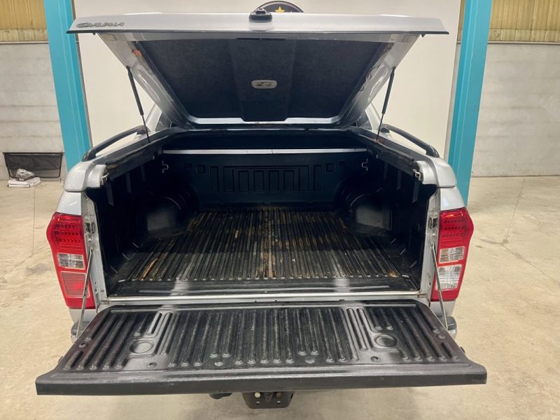 ISUZU D-max II  Double Cab 2.5 163ch 4x4 Solar 5 places BVA GARANTIE 6 MOIS 2015