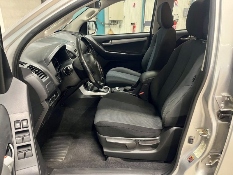 ISUZU D-max II  Double Cab 2.5 163ch 4x4 Solar 5 places BVA GARANTIE 6 MOIS 2015
